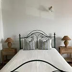 Casa Da Nazare * بورتينهو دا أرابيدا