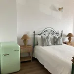 Casa Da Nazare * بورتينهو دا أرابيدا